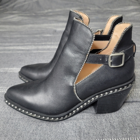 Coach Pipa Bootie - Picture 1 of 9